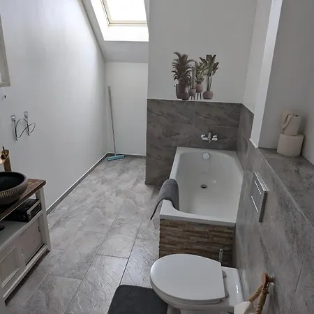 Apartment Lehmann 2 *