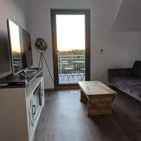 Lehmann 2 Apartment